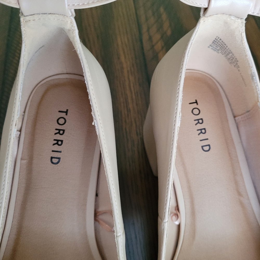 Torrid Block Heel Shoe Size 9.5 Ww Extra Wide Ank… - image 3